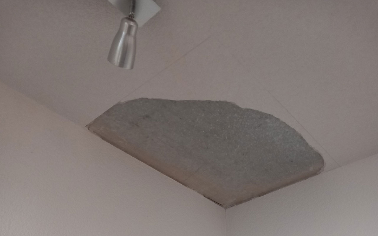 Loch im Putz - schnell behoben